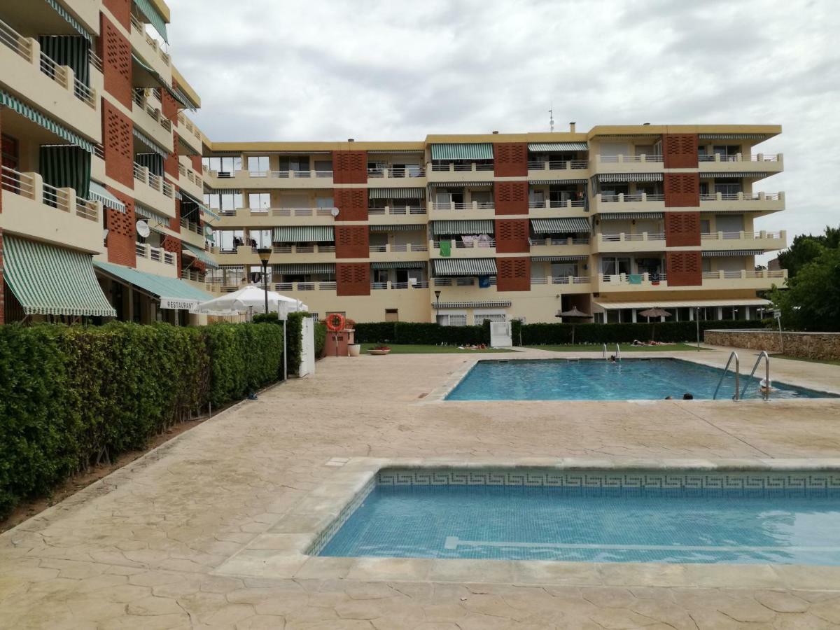 Atico Primer Linea De Mar Con Piscina En Ebrehogar Sant Carles De La Rapita Exterior photo